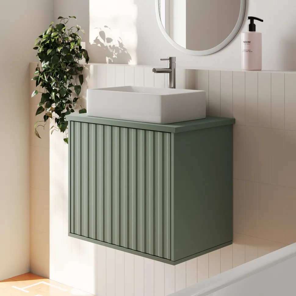 Billy 600mm Wall Hung Vanity Unit with Fluted Drawer Front & Countertop