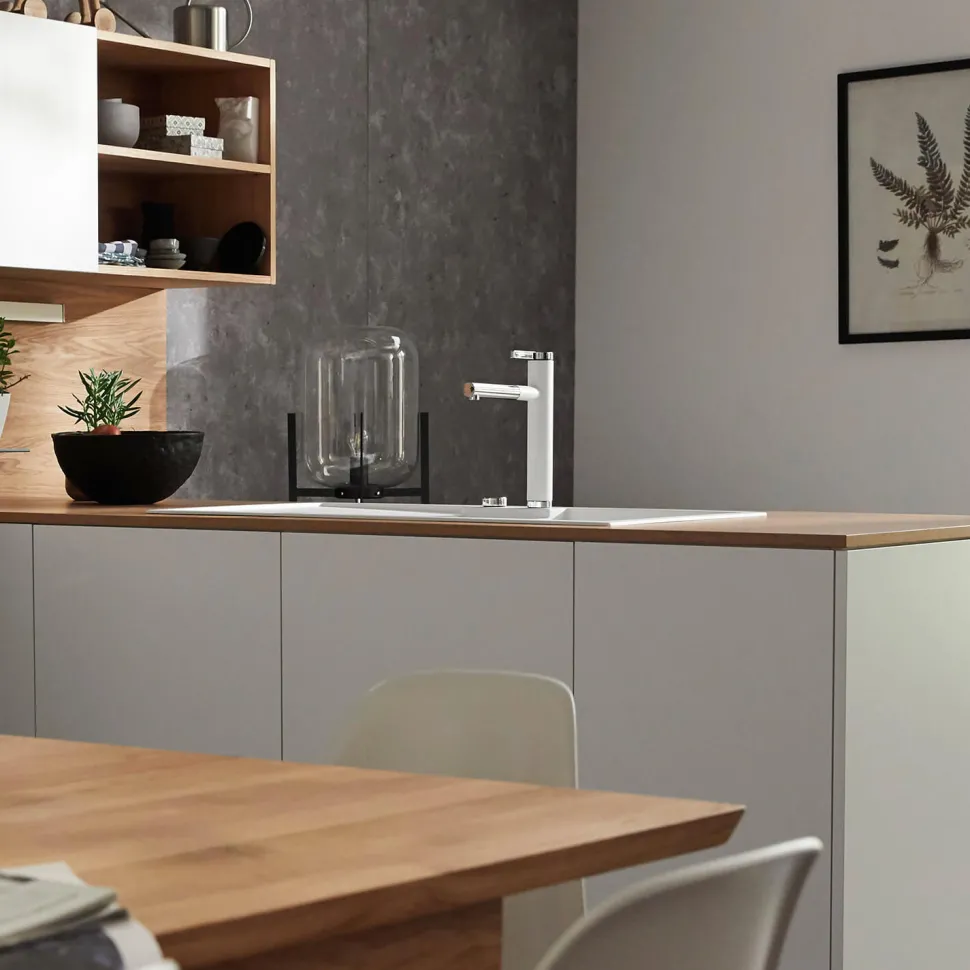 Blanco Linee-S Single Lever Pull Out Kitchen Mixer Tap with Silgranit Matching Finish