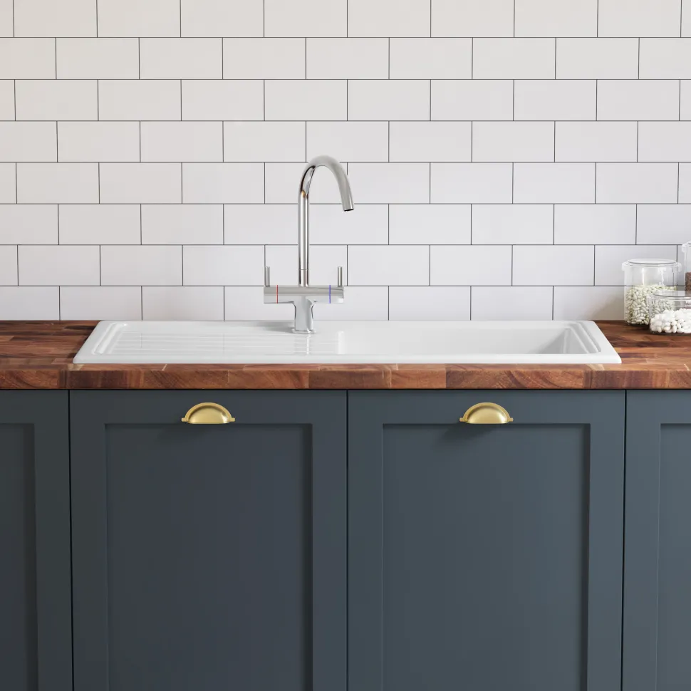Butler & Rose 1 Bowl White Ceramic Kitchen Sink with Reversible Drainer - 1010 x 525mm