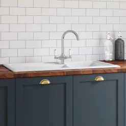 Butler & Rose 1.5 Bowl White Ceramic Kitchen Sink with Reversible Drainer - 1010mm x 525mm