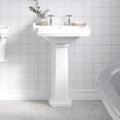 Butler & Rose Winston Traditional Bathroom Suite