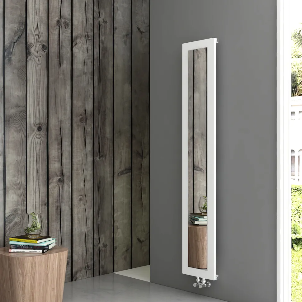 Carisa Quadro Vertical Mirrored Aluminium Radiator