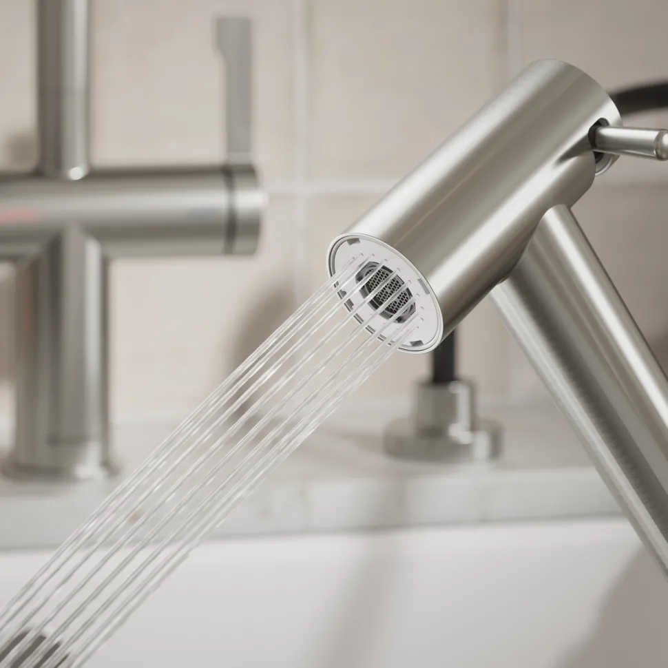 Clearwater Modern Pull Out Rinse