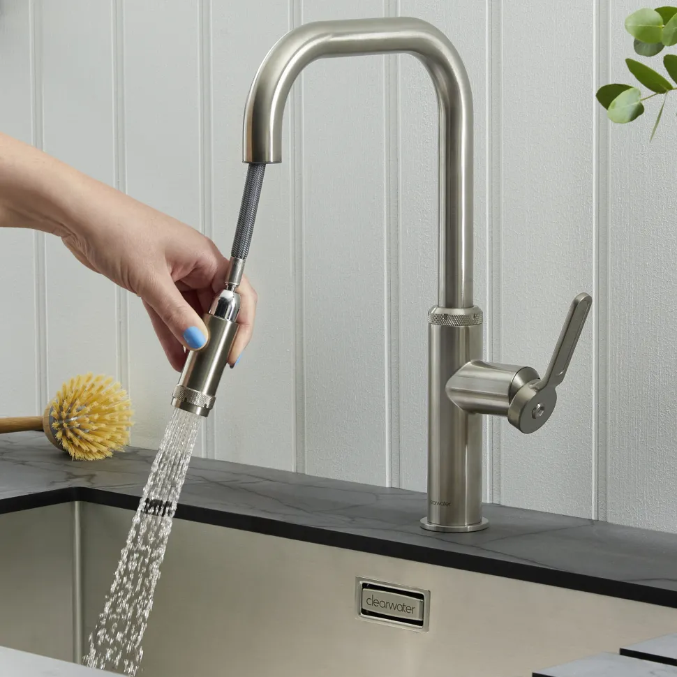 Clearwater Pioneer WRAS Approved Single Lever Industrial-Style Mono Pull Out Spray Kitchen Mixer Tap