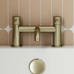 Core Deck Mounted Bath Filler