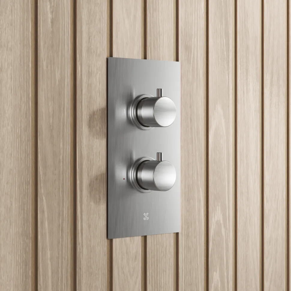 Core 1 Outlet Concealed Valve & Fixed Wall Mounted Square Shower Head