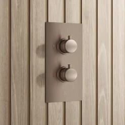 Core 1 Outlet Concealed Valve & Fixed Wall Mounted Square Shower Head