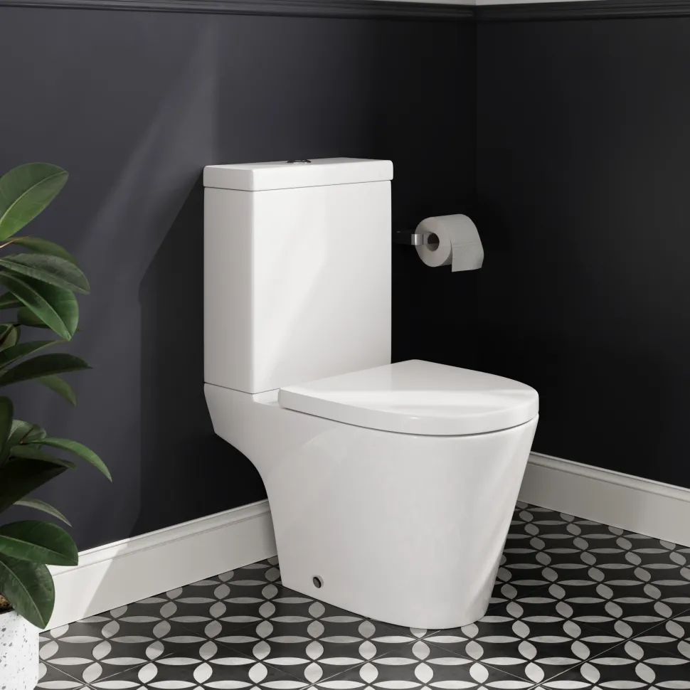 Freddie Brushed Brass Reinforced Shower Bath Suite with Rimless Toilet