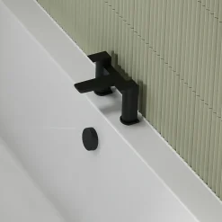 Harbour Status Deck Mounted Bath Filler - Matt Black