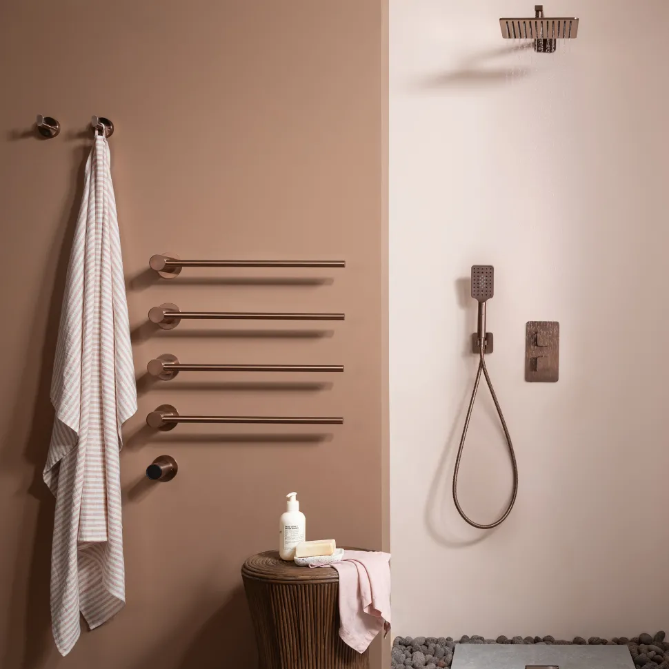 HIX Fixed 250mm Square Shower Head
