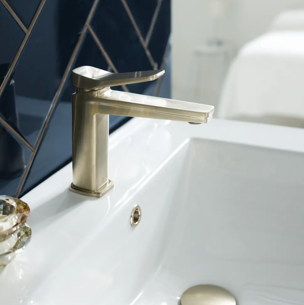 HIX Mono Basin Mixer Tap