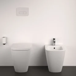Ideal Standard i.life S Compact Back To Wall Rimless Toilet with Soft Close Seat