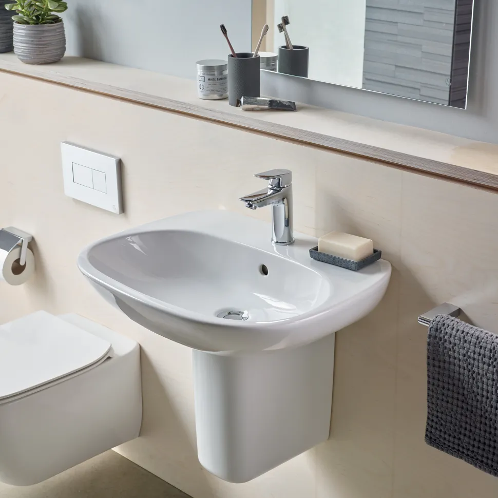 Ideal Standard Tesi Basin & Pedestal