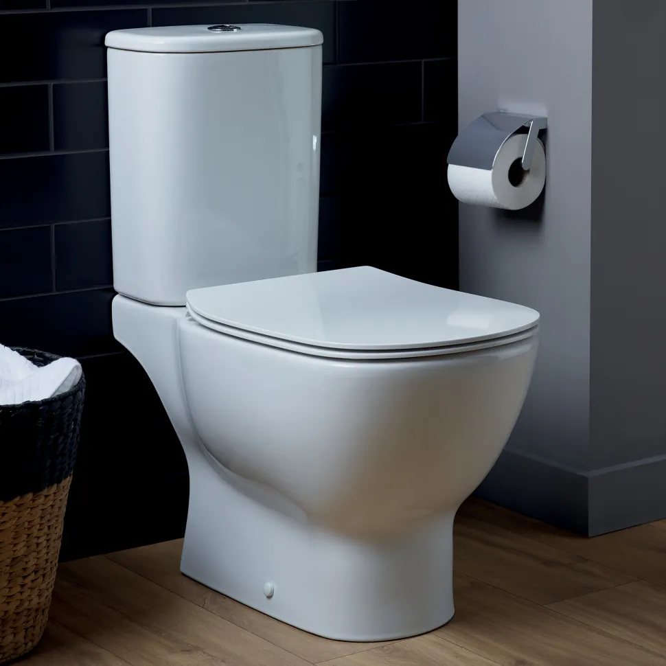 Ideal Standard Tesi Close Coupled Toilet with Aquablade® Flush Technology & Soft Close Seat