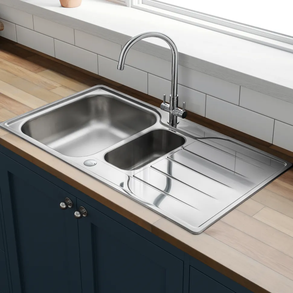 Leisure Albion 1.5 Bowl Stainless Steel Kitchen Sink with Reversible Drainer - 950 x 508mm