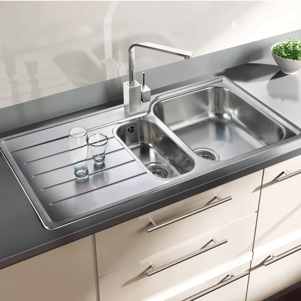 Rangemaster Oakland 1.5 Bowl Brushed Stainless Steel Sink & Waste Kit with Left Hand Drainer - 985 x 508mm
