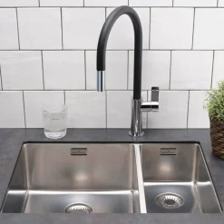 Reginox New York 1.5 Bowl Undermount or Inset Stainless Steel Kitchen Sink and Integrated Waste - 580 x 440mm
