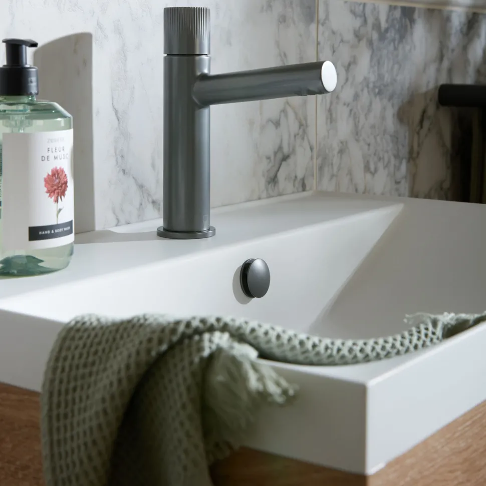 Vado Safari 600mm Fluted Floorstanding Vanity Unit & Basin