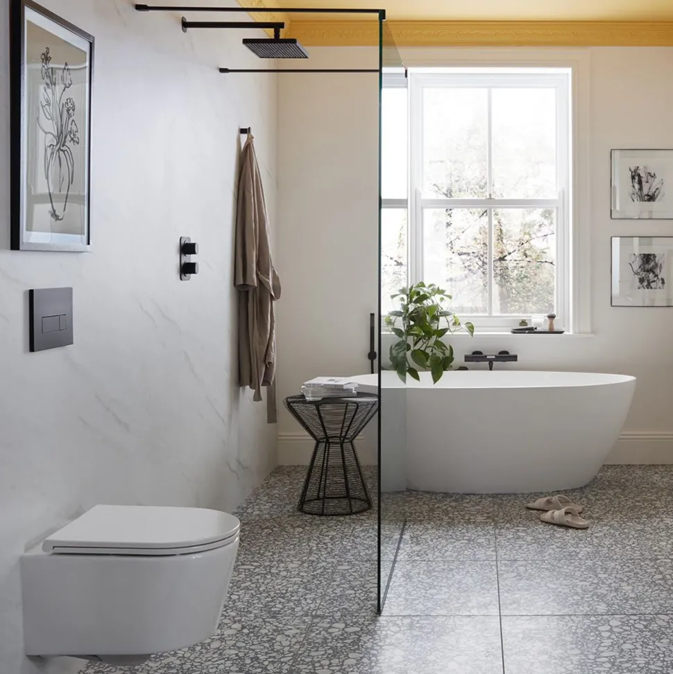 Vado Safari Round Wall Hung Toilet & Soft Close Slimline Seat