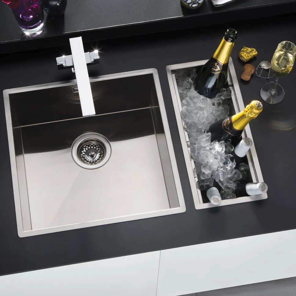 Vellamo Edge Entertainment Accessories Sink - 190 x 430mm