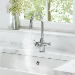 Vellamo Rigel Traditional Cruciform 3-in-1 Instant Boiling Water Tap with Boiler & Filter