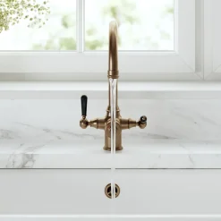 Vellamo Rigel Traditional Cruciform 3-in-1 Instant Boiling Water Tap with Boiler & Filter