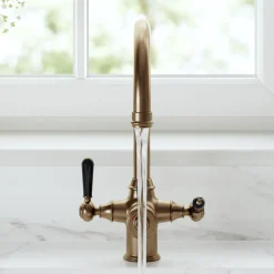 Vellamo Rigel Traditional Cruciform 3-in-1 Instant Boiling Water Tap with Boiler & Filter