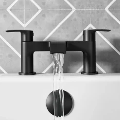 Vellamo Swift Matt Black Deck Mounted Bath Filler