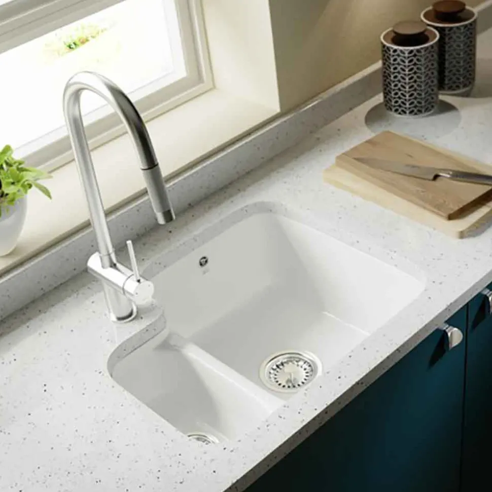 Villeroy & Boch Cisterna White Ceramic 1.5 Bowl Undermount Sink - 545mm x 440mm